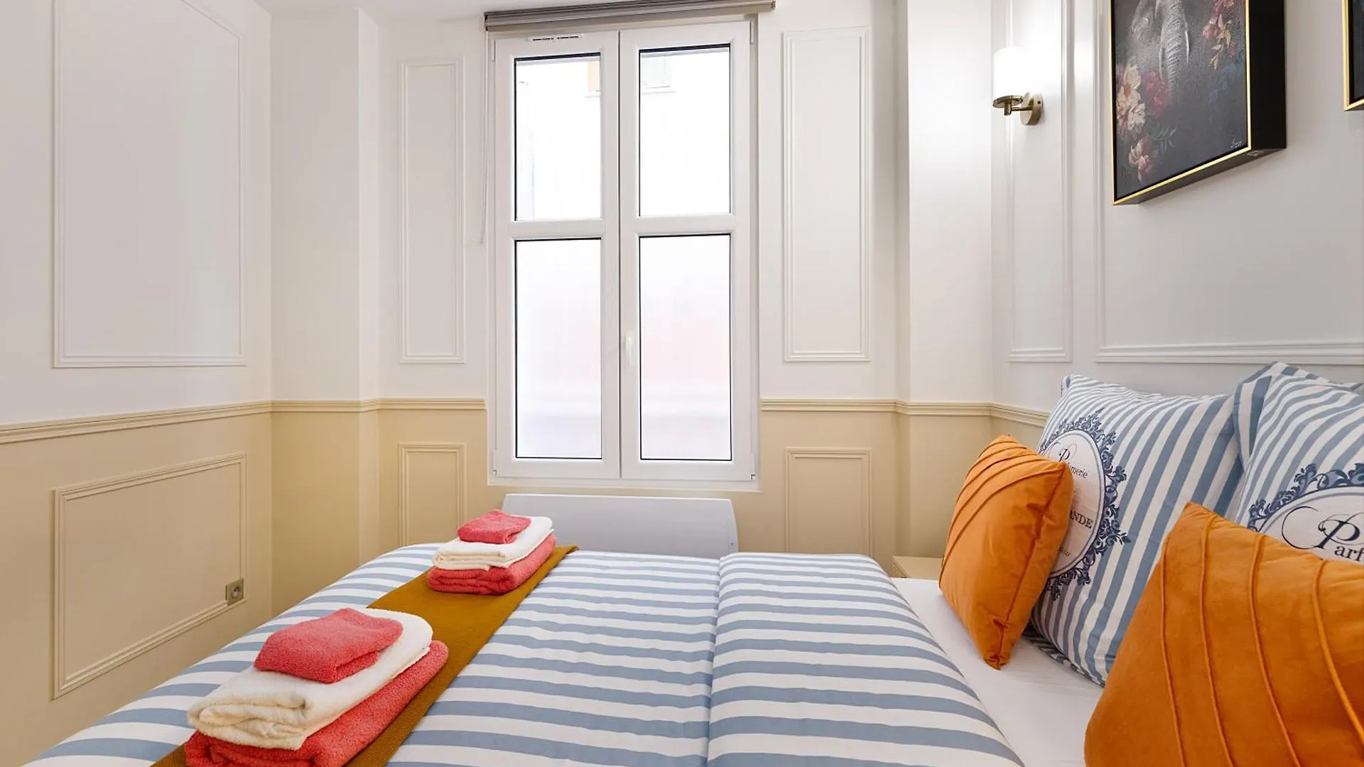 Montmartre 2 Pieces Apartment Paris