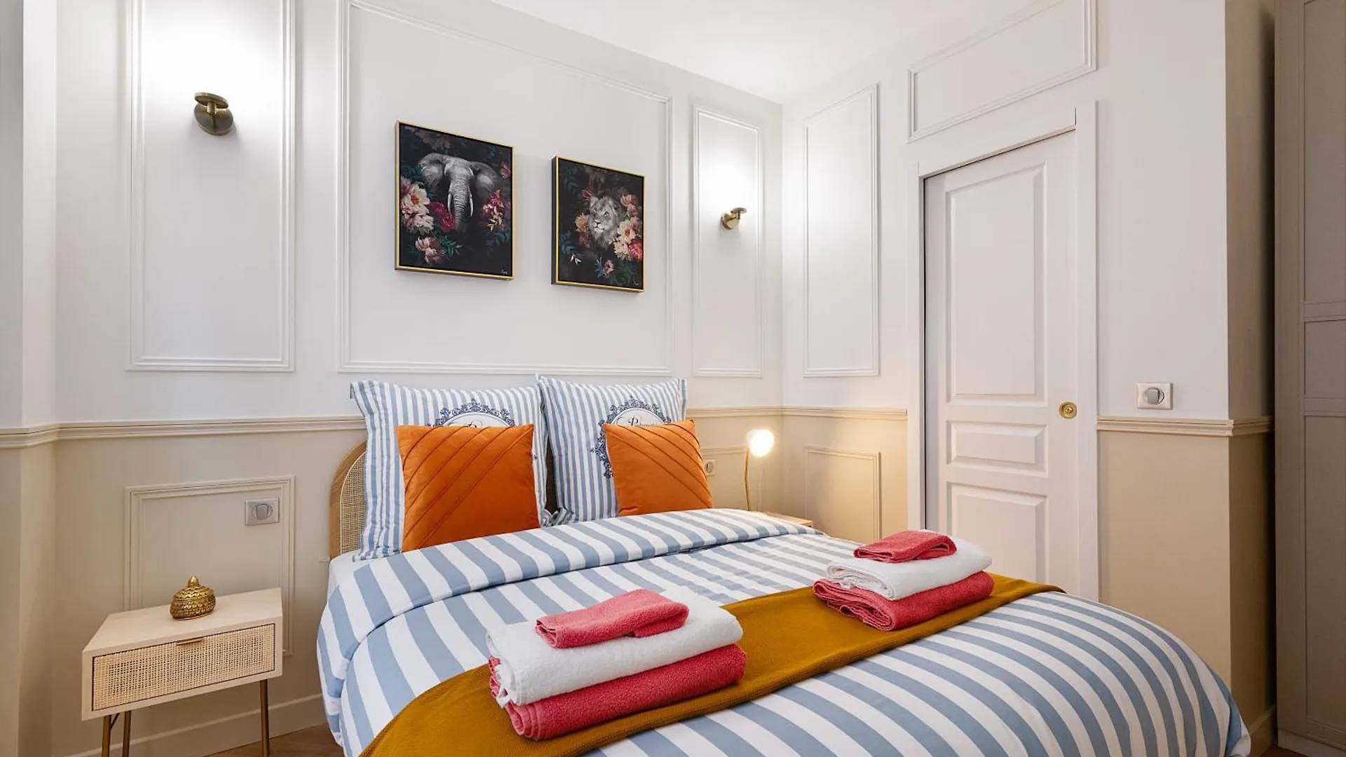 Montmartre 2 Pieces Apartment Paris France
