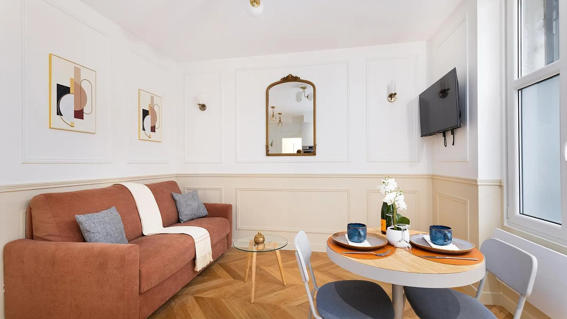 Montmartre 2 Pieces Apartment Paris 0*,  France
