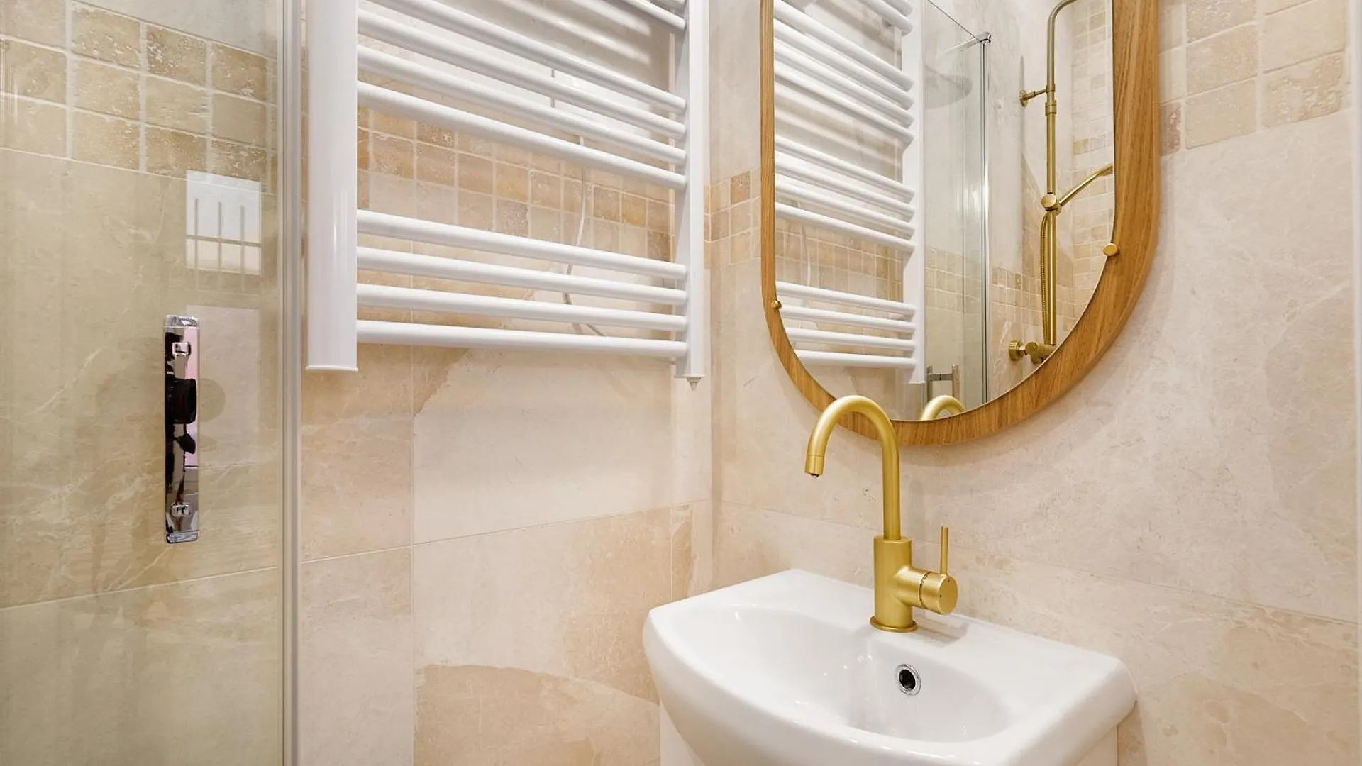 Montmartre 2 Pieces Apartment Paris